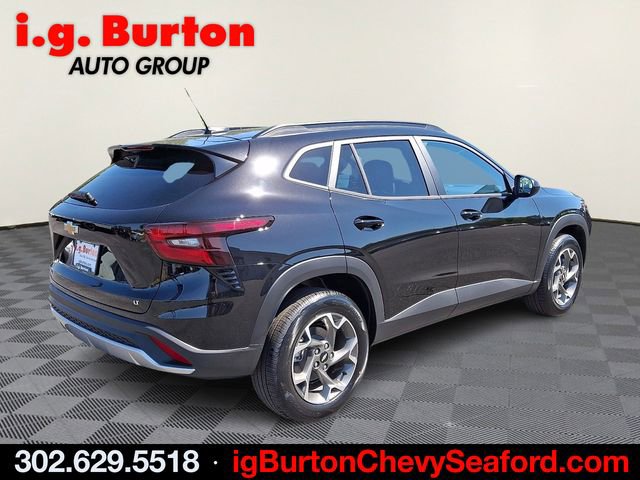 New 2026 Chevrolet Trax LT w/ LT Convenience Package FWD image 4