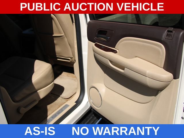 Used 2011 GMC Yukon XL Denali AWD/4WD image 32