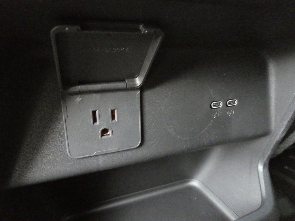 New 2026 GMC Sierra EV Denali image 38