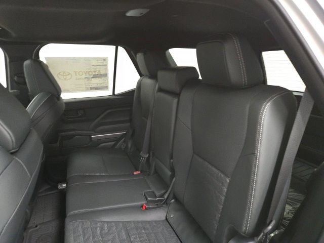New 2026 Toyota 4Runner TRD Off-Road Premium AWD/4WD image 18