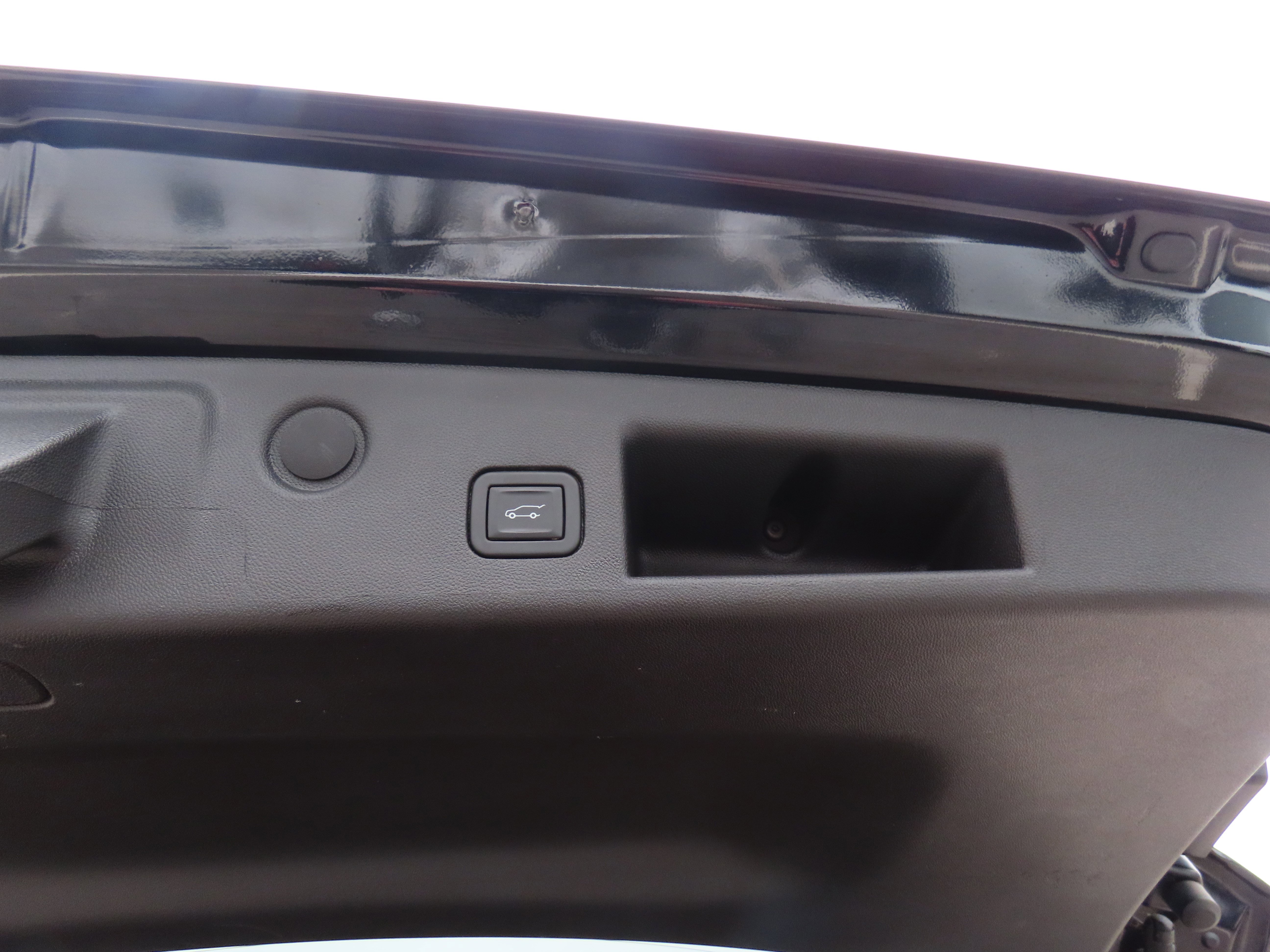 Used 2023 Chevrolet Equinox RS w/ LPO, Floor Liner Package image 21