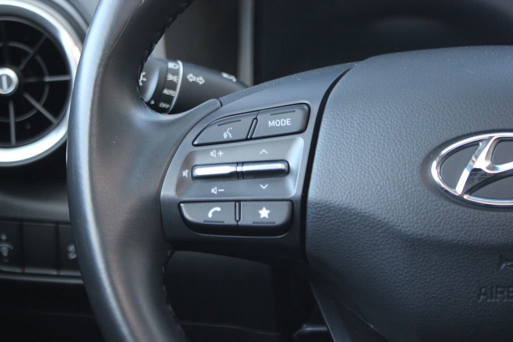 Used 2023 Hyundai Kona Limited w/ Cargo Package image 18