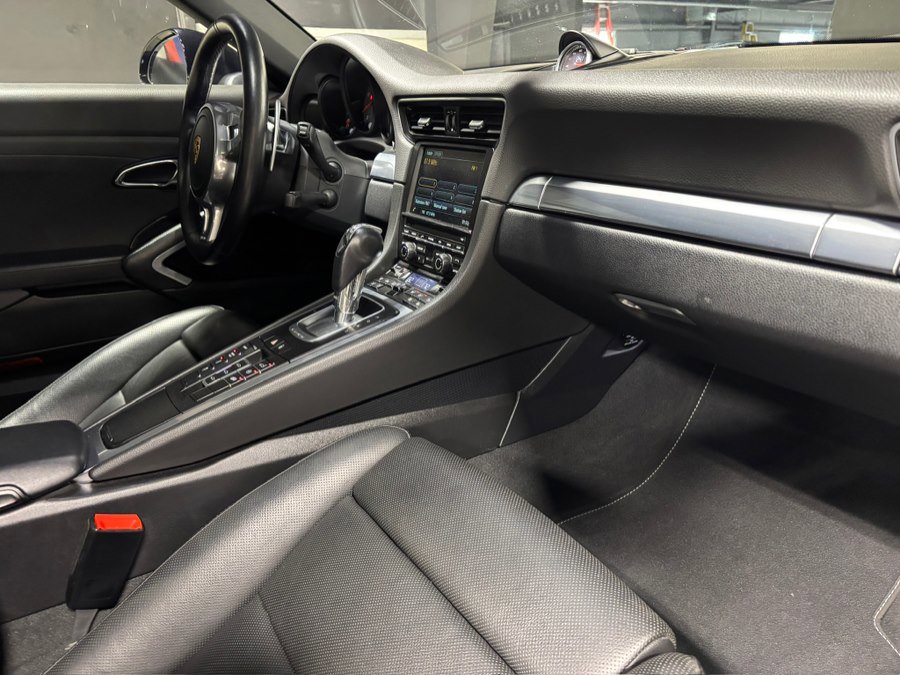 Used 2015 Porsche 911 Carrera 4S image 15