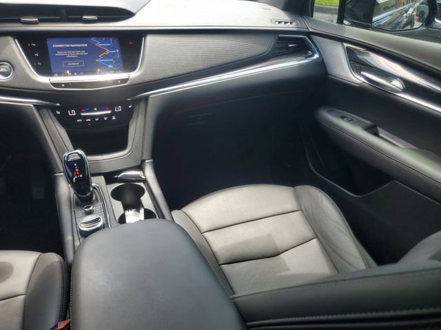 Certified 2024 Cadillac XT5 Premium Luxury w/ Technology Package FWD image 14