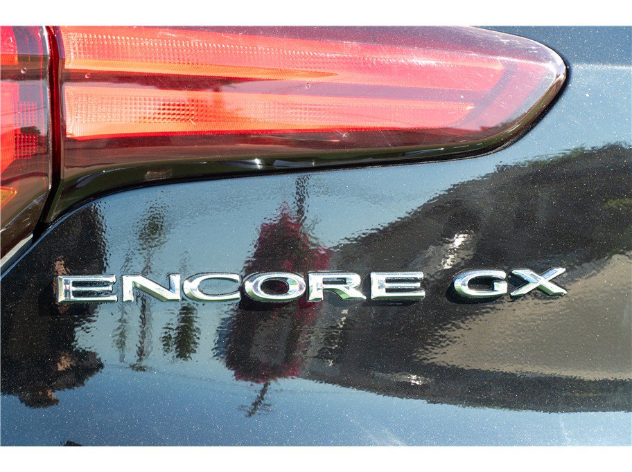 Used 2023 Buick Encore GX Select w/ Sport Touring Package FWD image 29