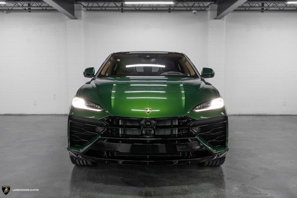 New 2025 Lamborghini Urus SE image 3