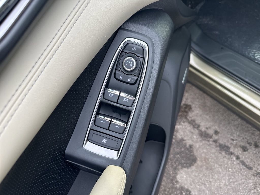 New 2026 Subaru Ascent Limited AWD/4WD image 10