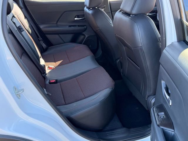 New 2026 Nissan Kicks SR FWD image 23