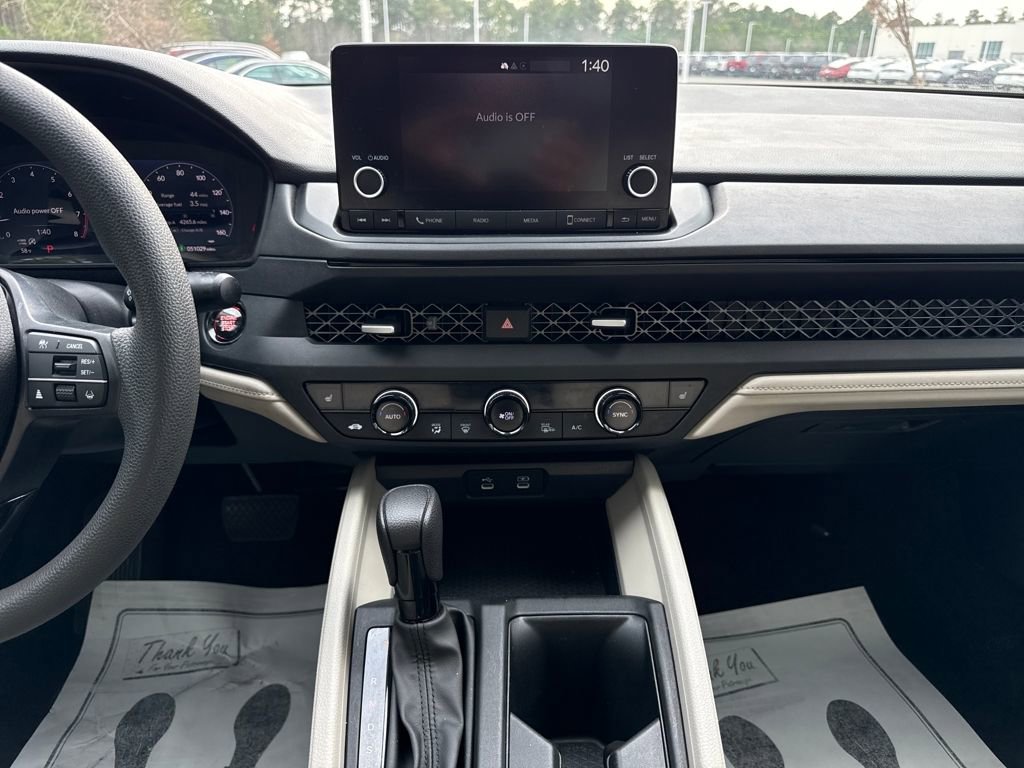 Used 2024 Honda Accord EX image 17
