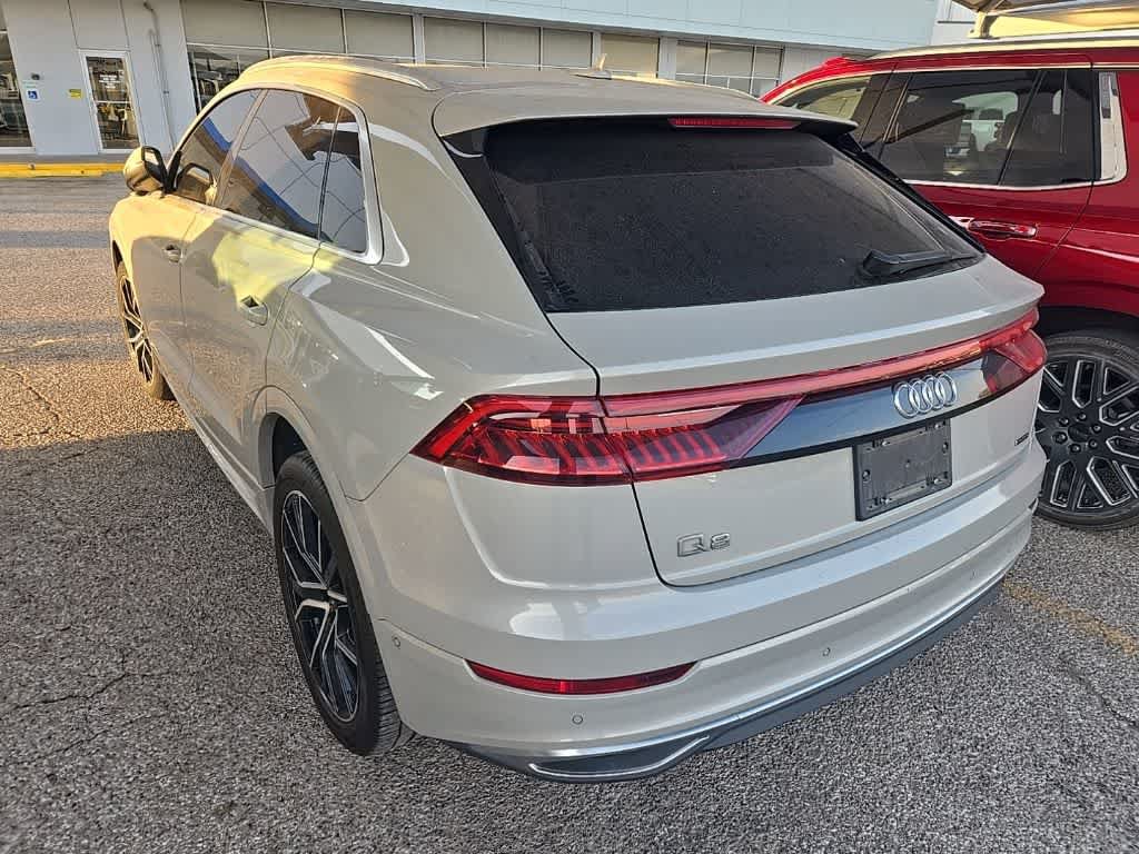 Used 2023 Audi Q8 Premium w/ Convenience Package AWD/4WD image 4