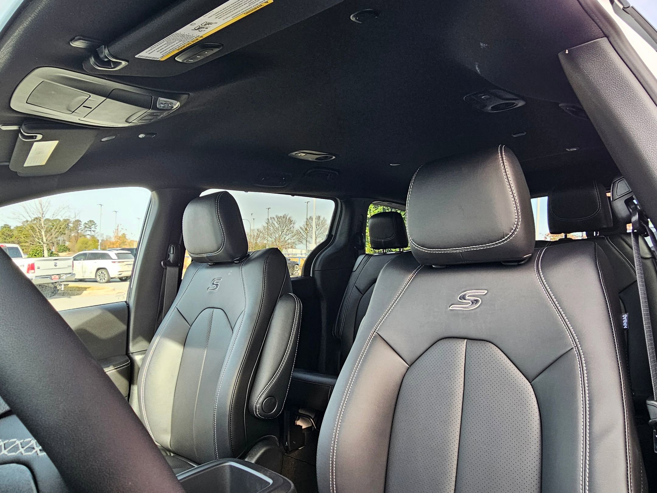 New 2026 Chrysler Pacifica Select image 19