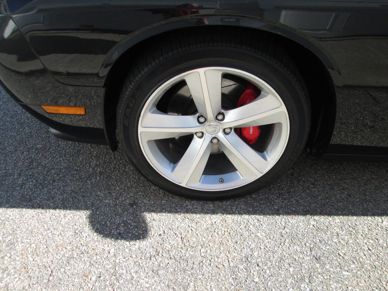 Used 2009 Dodge Challenger SRT8 w/ SRT Option Group II image 13