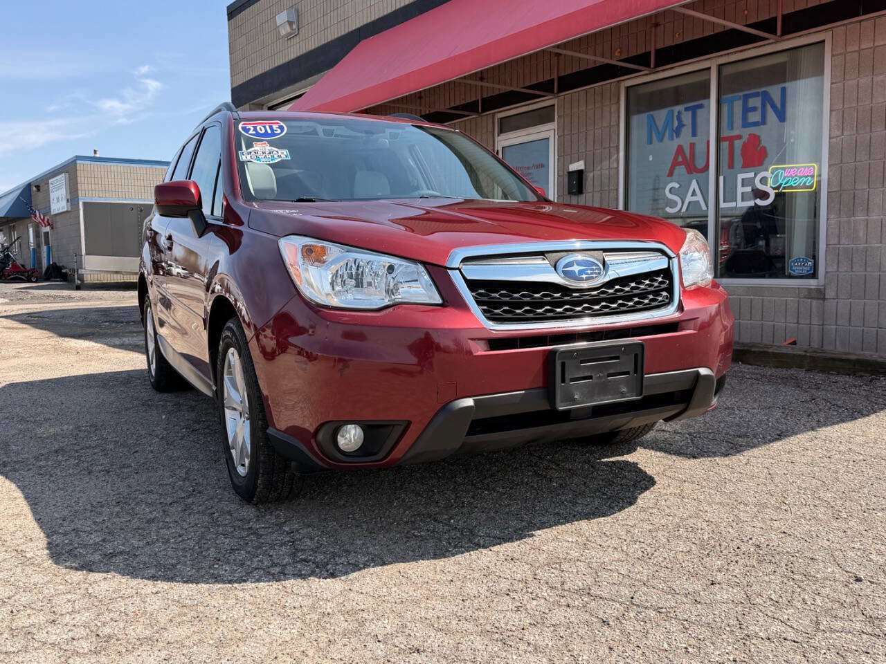 Used 2015 Subaru Forester 2.5i Limited AWD/4WD image 2