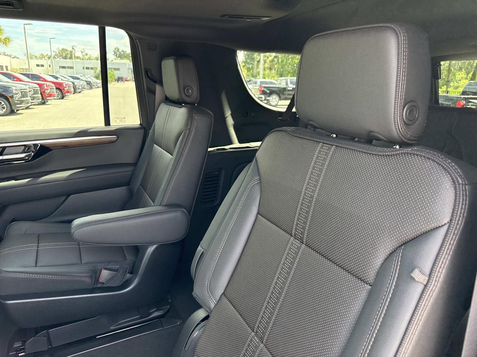 New 2026 Chevrolet Suburban High Country w/ Sun And Tow Package image 11