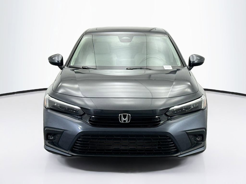 Used 2022 Honda Civic Touring image 2