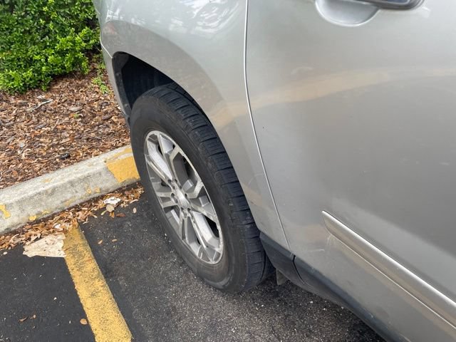 Used 2014 GMC Acadia SLT AWD/4WD image 3