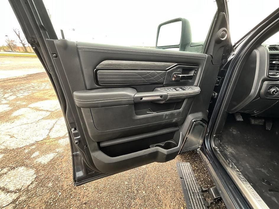 New 2026 RAM 3500 Limited image 11
