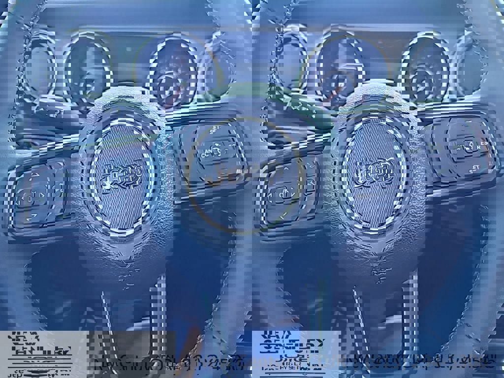 Used 2023 Jeep Wrangler Sport S image 29