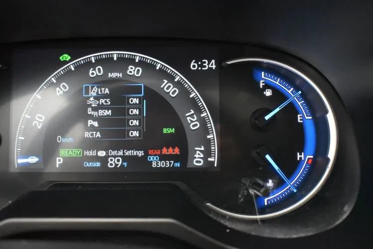Used 2021 Toyota RAV4 Limited w/ Limited Grade Weather Package AWD/4WD image 29