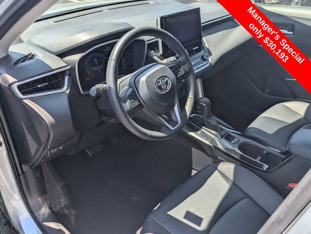 Used 2025 Toyota Corolla Cross XLE AWD/4WD image 12