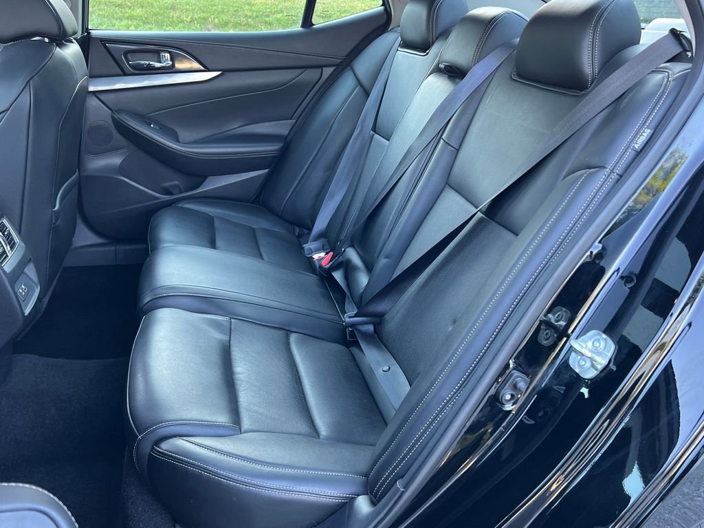 Used 2019 Nissan Maxima 3.5 SL w/ Floor Mat Group FWD image 19