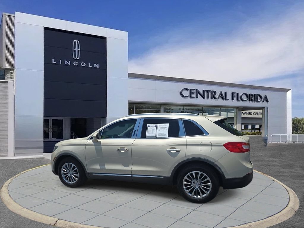 Used 2016 Lincoln MKX Select w/ Select Plus Package FWD image 7