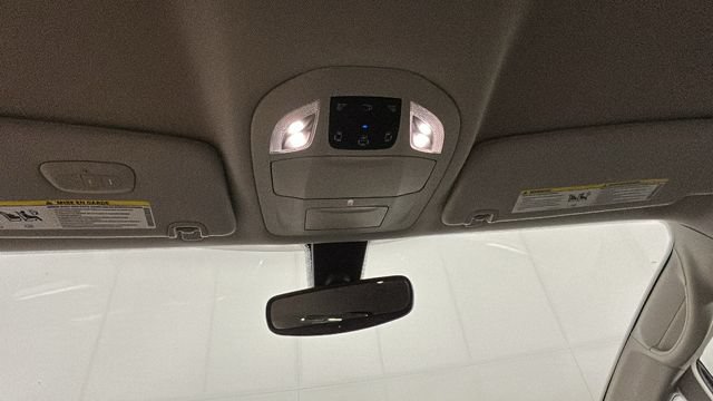 Used 2021 Chrysler Voyager Lxi FWD image 24
