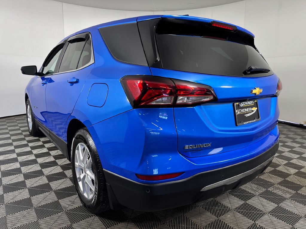 Used 2024 Chevrolet Equinox LT FWD image 3
