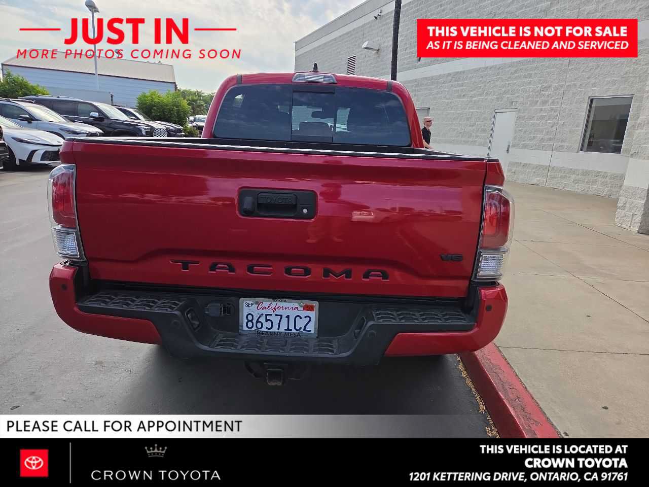 Used 2022 Toyota Tacoma TRD Off-Road w/ Technology Package AWD/4WD image 5