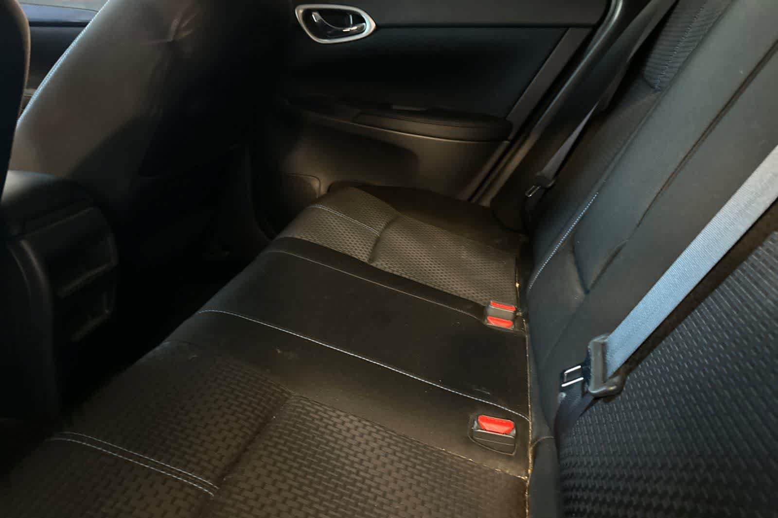 Used 2016 Nissan Sentra SR FWD image 5