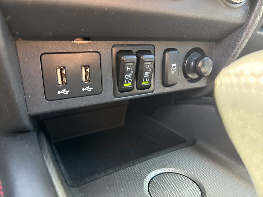 Used 2022 Mitsubishi Outlander Sport SE FWD image 19