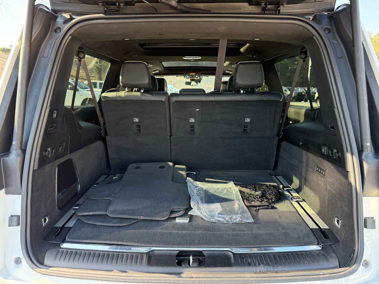 Used 2024 Jeep Grand Wagoneer L Series III image 31