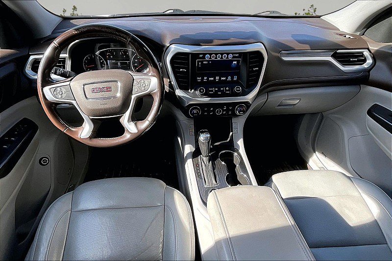 Used 2019 GMC Acadia SLT AWD/4WD image 7