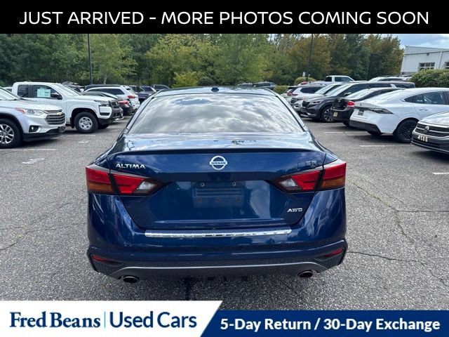 Certified 2019 Nissan Altima 2.5 SR w/ SR Premium Package AWD/4WD image 7