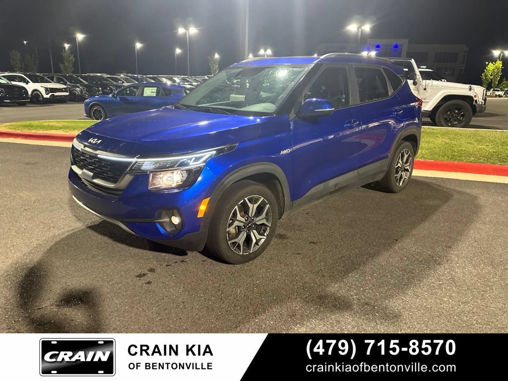 Used 2023 Kia Seltos EX AWD/4WD image 2