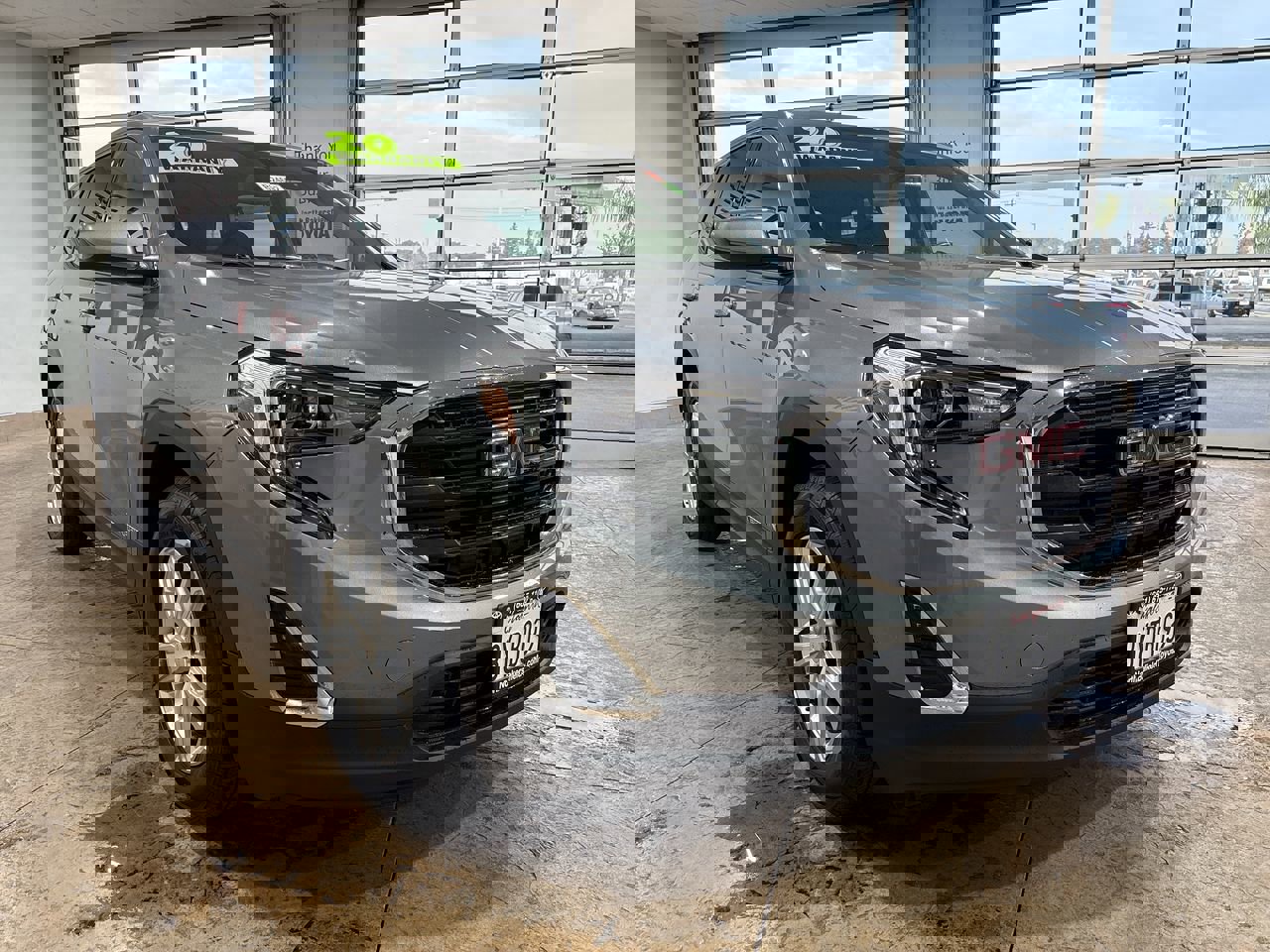 Used 2020 GMC Terrain SLE image 4