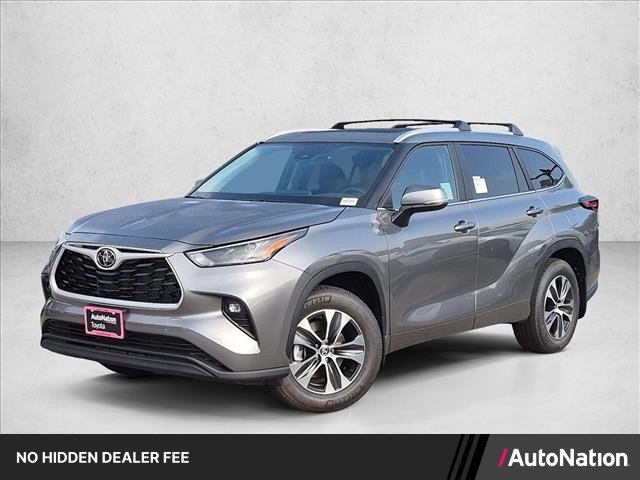 New 2026 Toyota Highlander XLE AWD/4WD image 1
