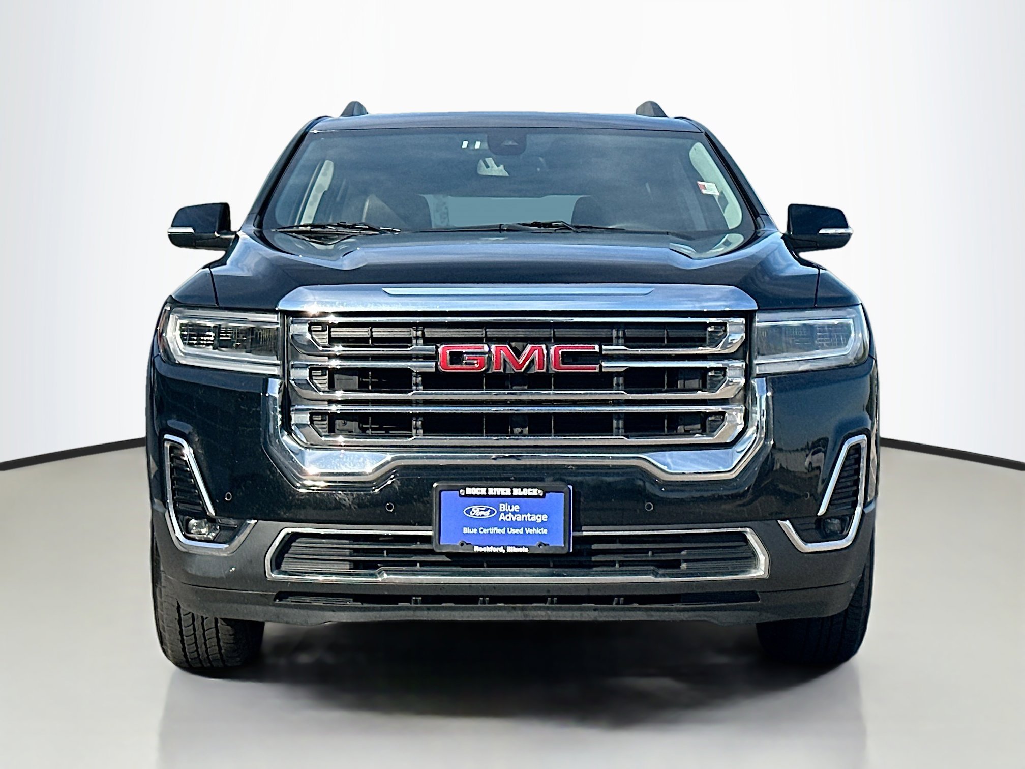 Used 2023 GMC Acadia SLT image 16