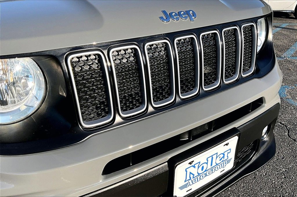 Used 2022 Jeep Renegade Latitude image 28