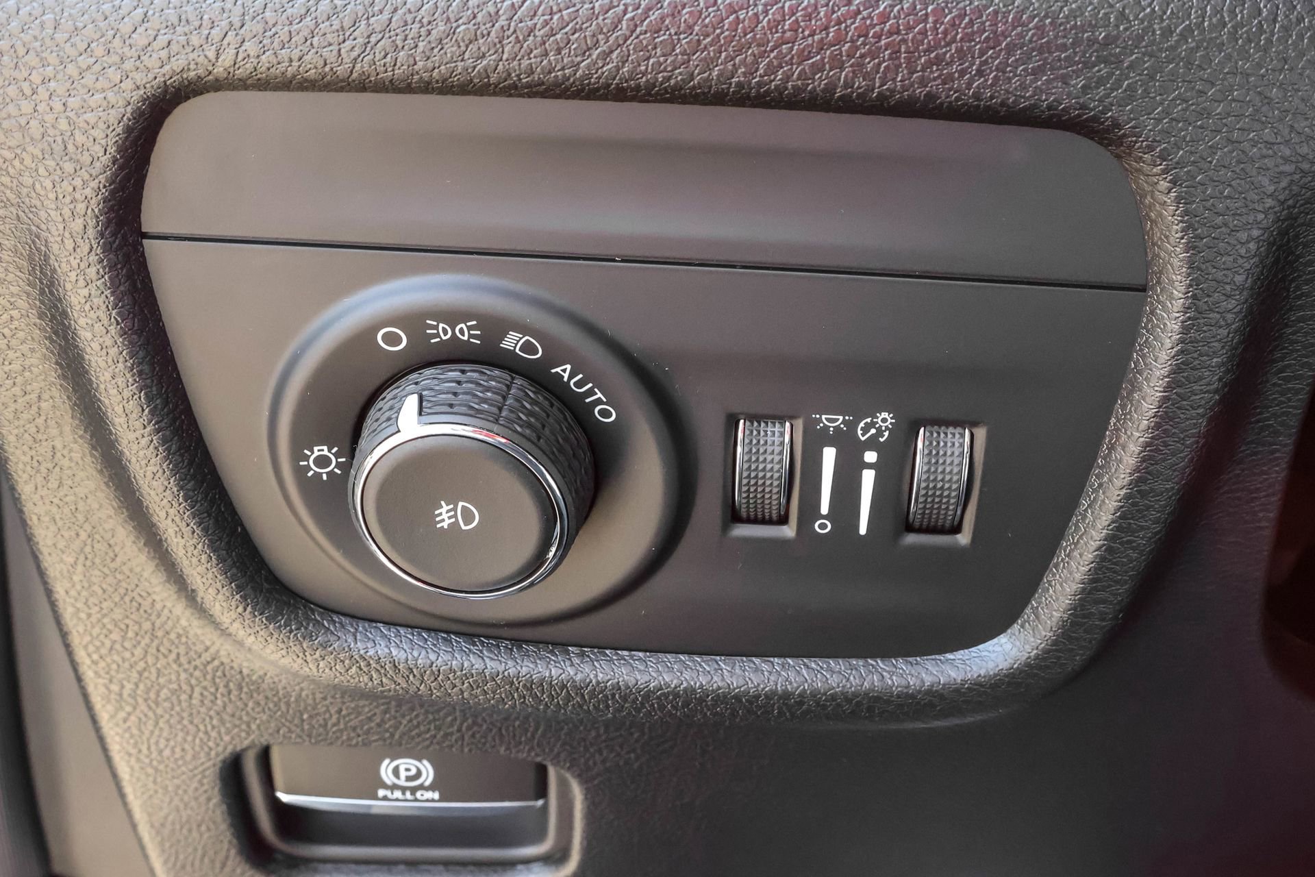 New 2025 Jeep Grand Cherokee Limited image 27