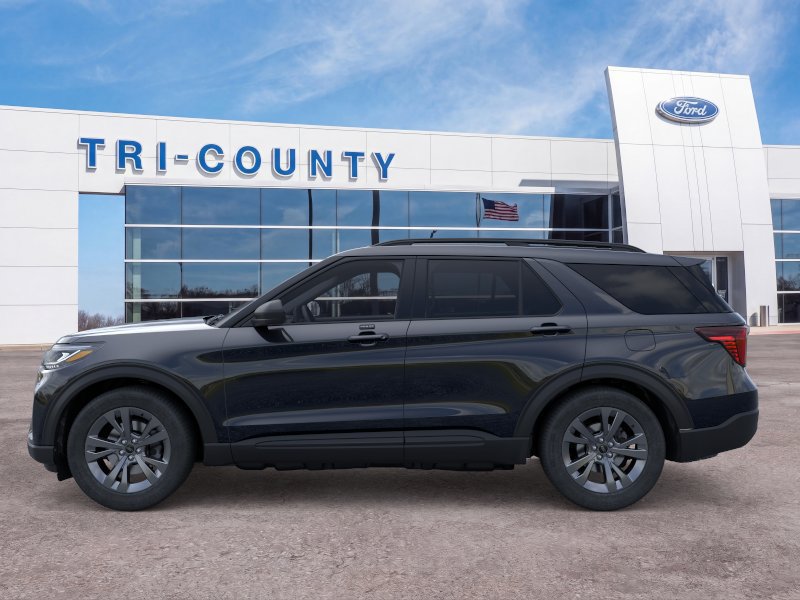 New 2026 Ford Explorer Active w/ Active Comfort Package AWD/4WD image 3