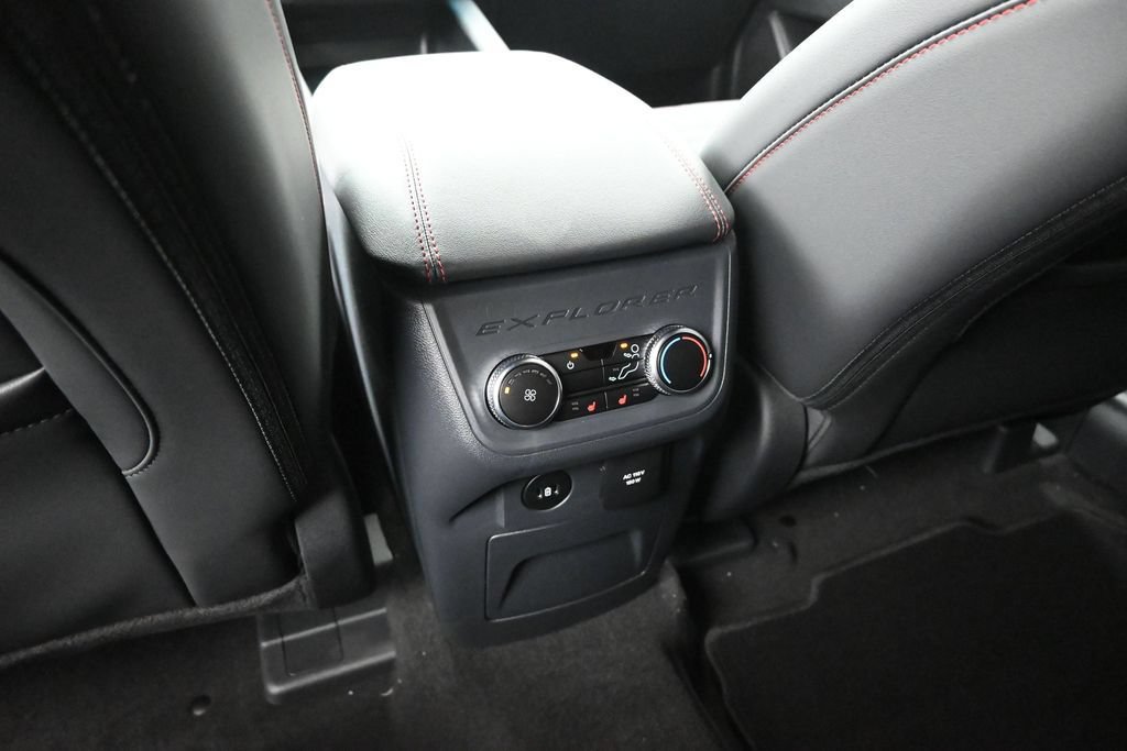 New 2026 Ford Explorer ST-Line w/ ST-Line Street Pack RWD image 20