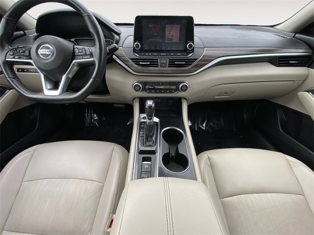Used 2020 Nissan Altima 2.5 Platinum image 11