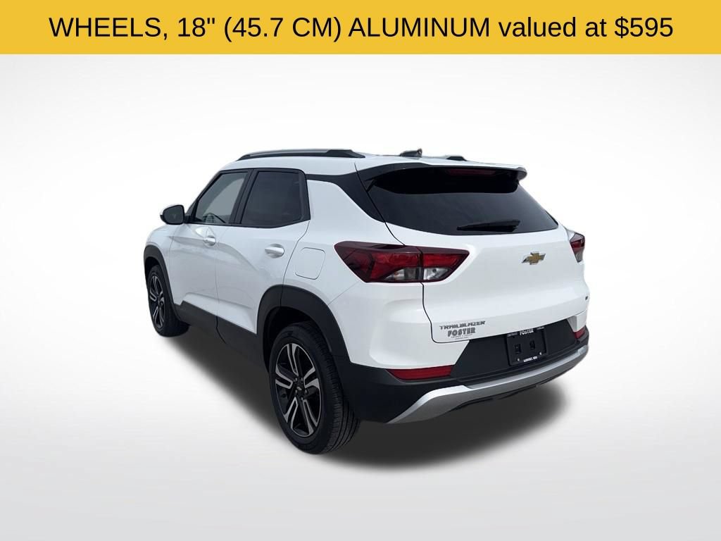 Used 2023 Chevrolet TrailBlazer LT FWD image 3