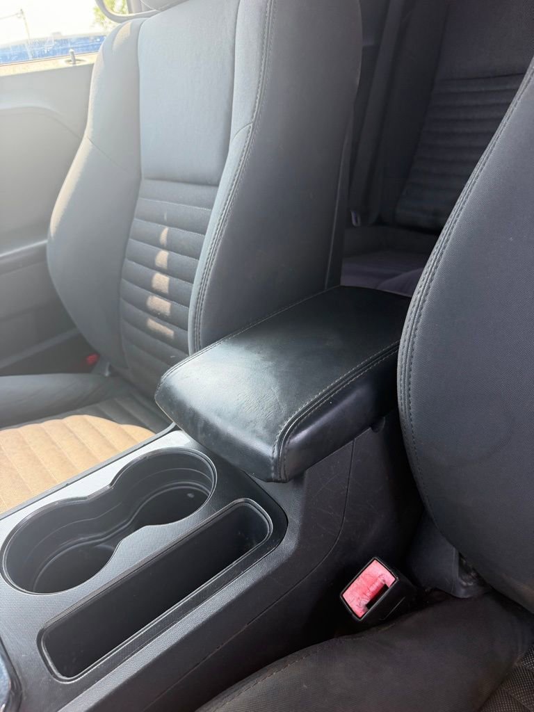 Used 2012 Dodge Challenger R/T RWD image 13