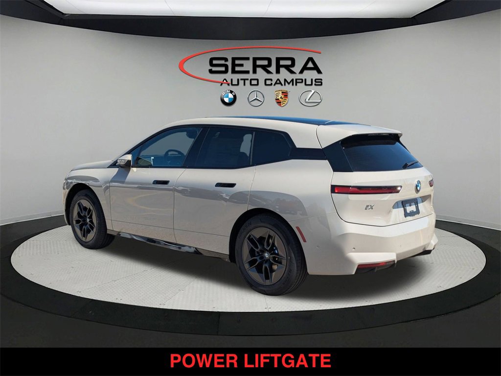 New 2026 BMW iX xDrive45 image 5