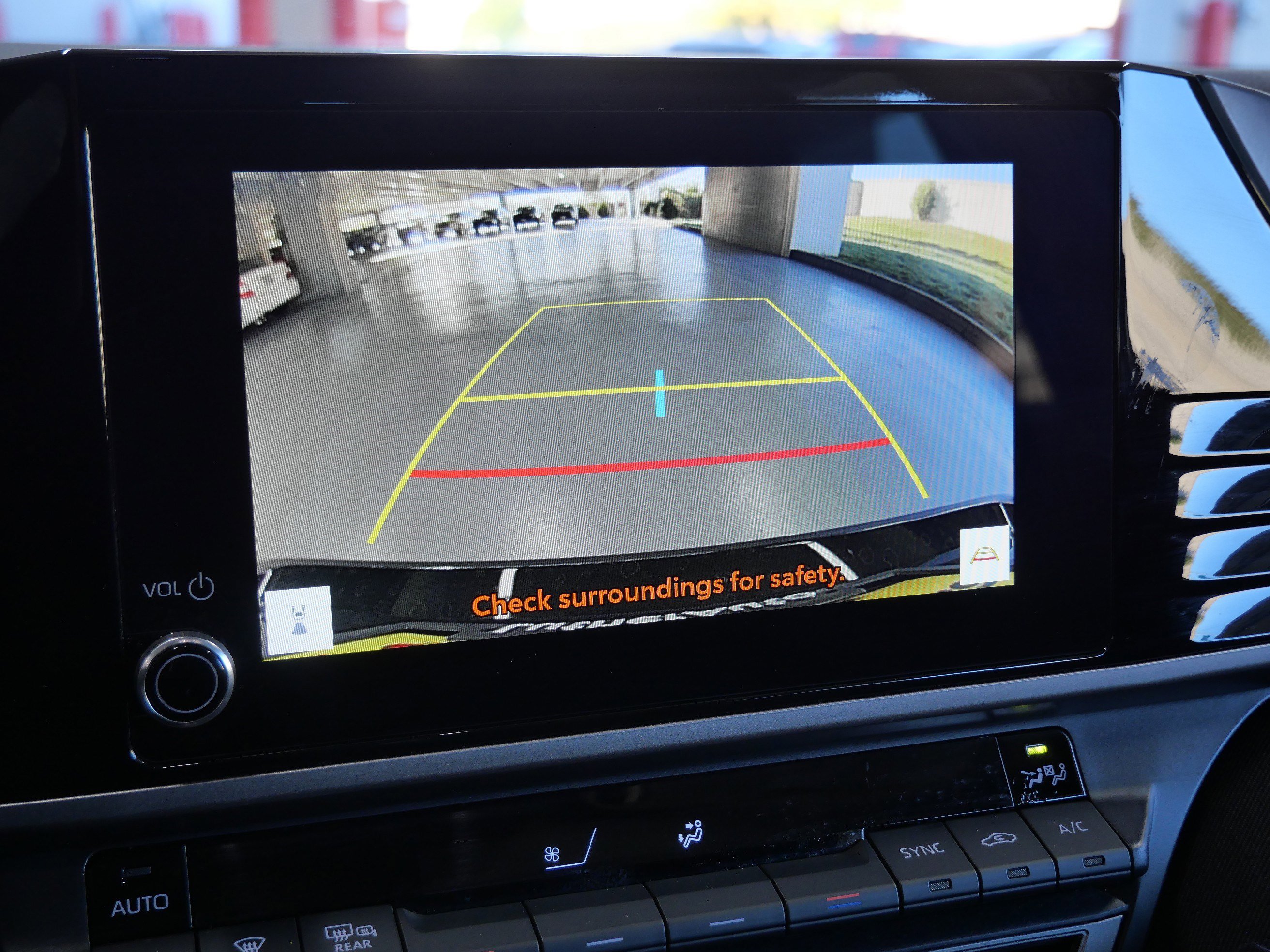 Certified 2025 Toyota Camry LE image 32