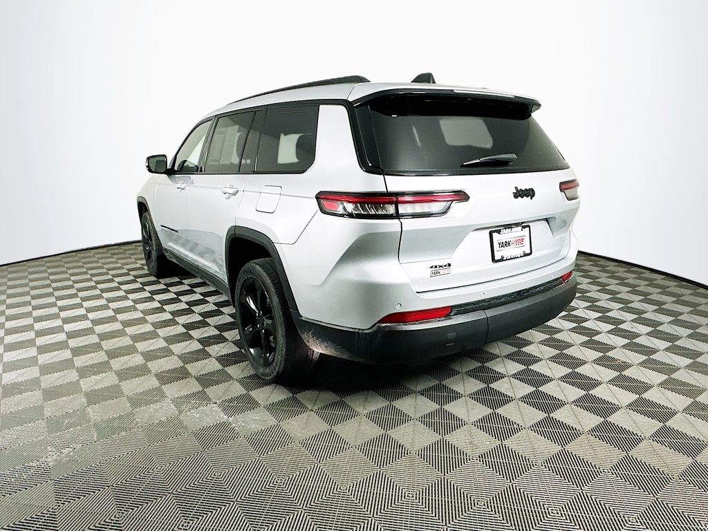 Certified 2023 Jeep Grand Cherokee L Altitude image 8