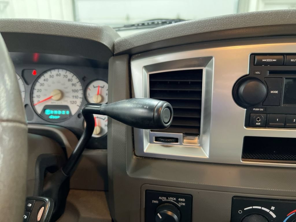 Used 2008 Dodge Ram 1500 Truck SLT w/ Popular Equipment Group AWD/4WD image 16