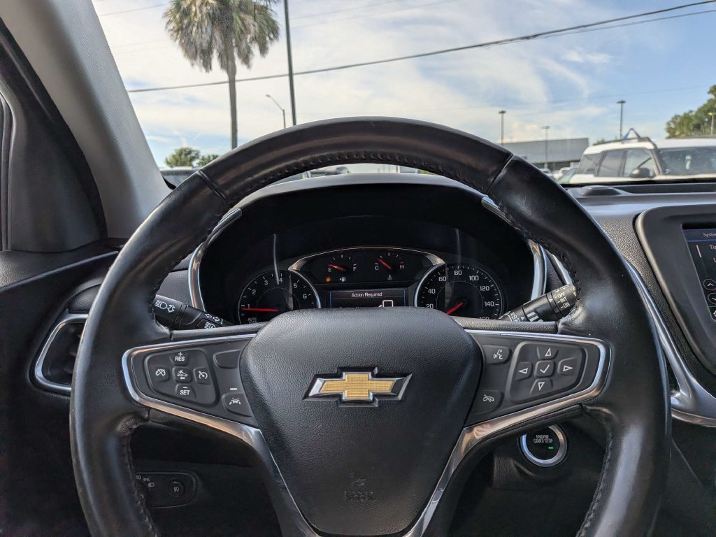 Used 2021 Chevrolet Equinox LT w/ Driver Convenience Package AWD/4WD image 23